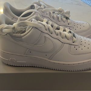 NIB Nike Women’s Air Force 1 ‘07